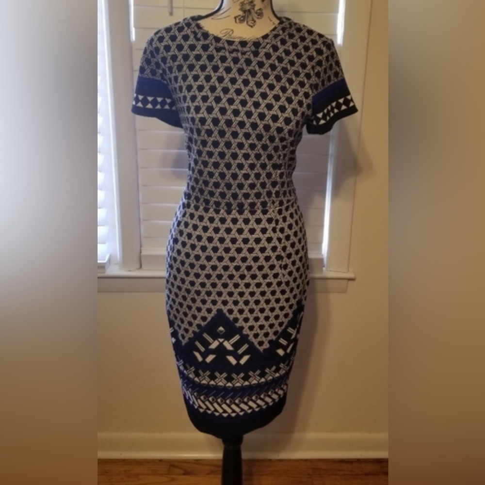 H&m Black, Blue And White Printed Dress Midi/Mini Zipper Back